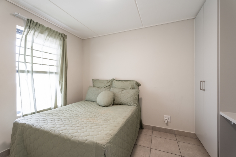 2 Bedroom Property for Sale in Joubert Park Western Cape